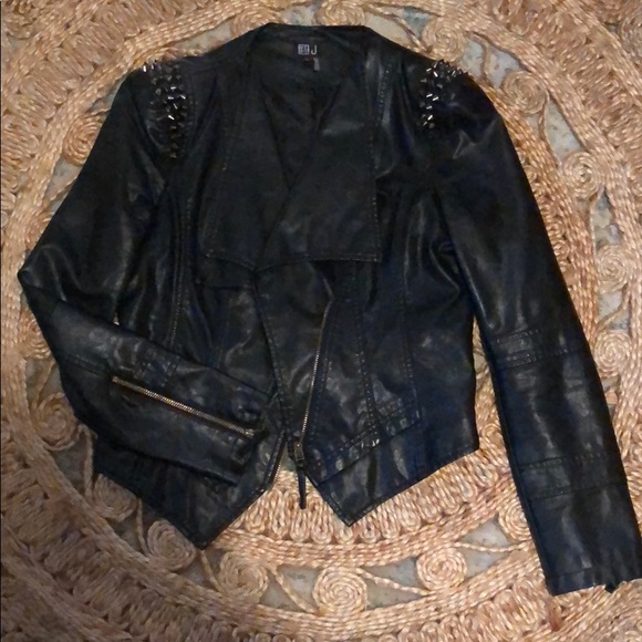 🕶Black “Leather” Jacket🕶 - Picture 1 of 6